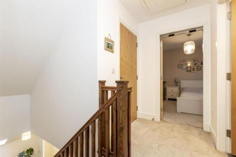 6_HILL_VIEW_WOODILEE_VILLAGE_005.JPG