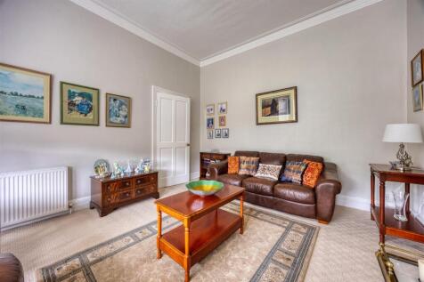 239_CUMBERNAULD_RD_CHRYSTON_018.JPEG