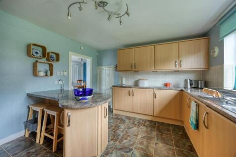 239_CUMBERNAULD_RD_CHRYSTON_024.JPEG