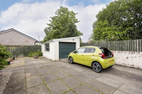 239_CUMBERNAULD_RD_CHRYSTON_010.JPG