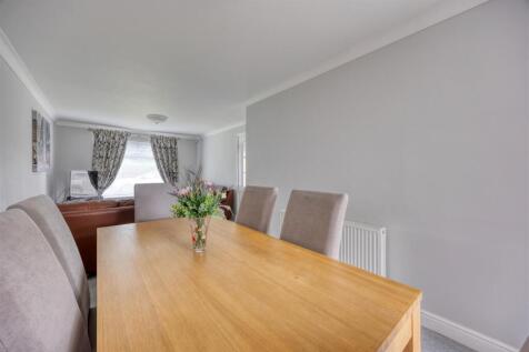 17_FOREST_PLACE_LENZIE_012.JPEG