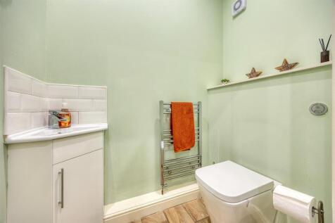 103_VICTORIA_STREET_KIRKINTILLOCH_020.JPEG