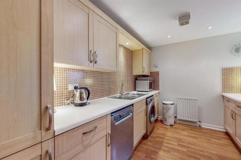 1 Castle Street Flat 3_18.jpg