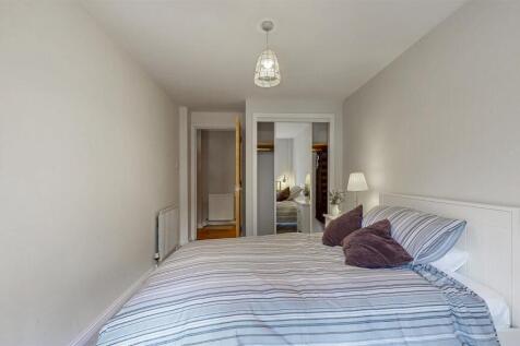 1 Castle Street Flat 3_23.jpg