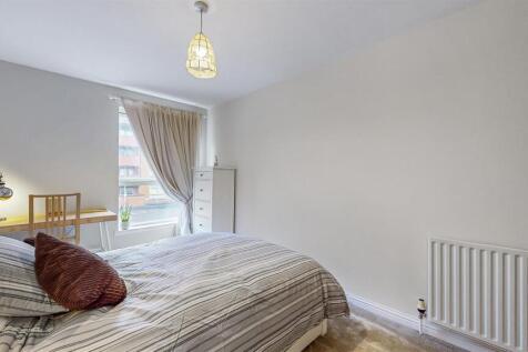 1 Castle Street Flat 3_24.jpg