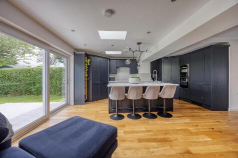 32_FASKALLY_AVE_BISHOPBRIGGS_013.JPEG
