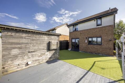 9_BRIDGEND_CRESCENT_MOODIESBURN_002.JPG