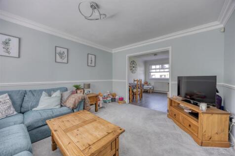 50_ST_COLUMBA_DRIVE_KIRKINTILLOCH_009.JPEG