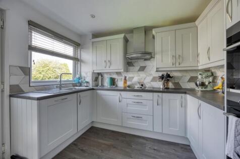 50_ST_COLUMBA_DRIVE_KIRKINTILLOCH_016.JPEG
