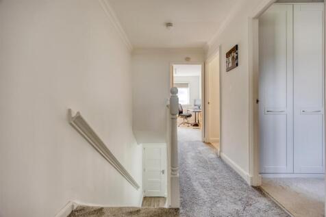 50_ST_COLUMBA_DRIVE_KIRKINTILLOCH_025.JPEG