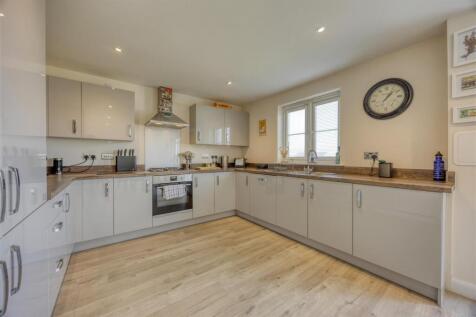 58_AUCHINLECK_RD_ROBROYSTON_012.JPEG