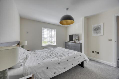 58_AUCHINLECK_RD_ROBROYSTON_019.JPEG