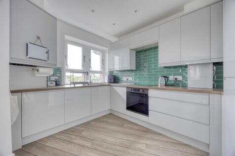 2-2_145_BEARSDEN_ROAD_GLASGOW_007.JPEG