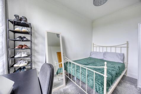 2-2_145_BEARSDEN_ROAD_GLASGOW_018.JPEG