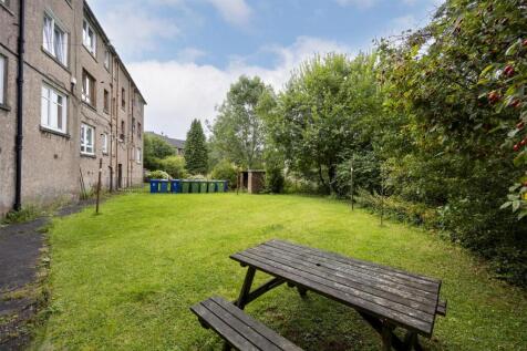 2-2_145_BEARSDEN_ROAD_GLASGOW_003.JPG