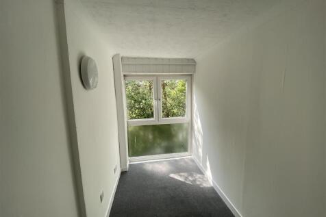 Bedroom 3.JPG
