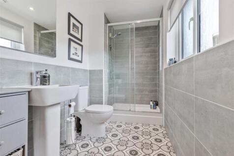 Ensuite.jpg