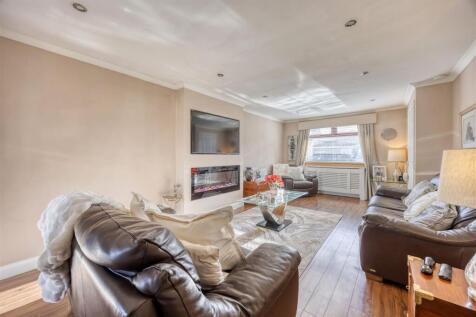 6_BRAMLEY_PLACE_LENZIE_006.JPEG