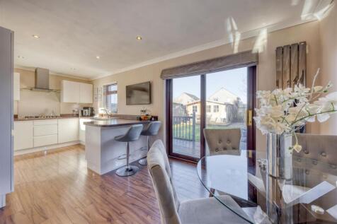 6_BRAMLEY_PLACE_LENZIE_008.JPEG
