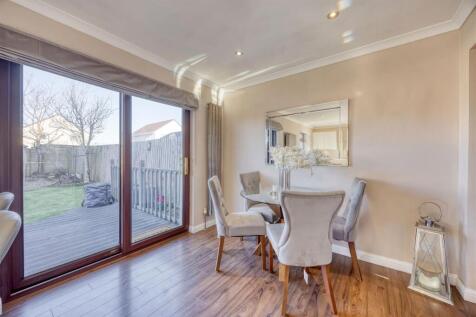6_BRAMLEY_PLACE_LENZIE_009.JPEG