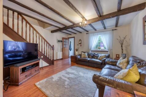 6_BROOMHILL_FARM_MEWS_KIRKINTILLOCH_006.JPEG