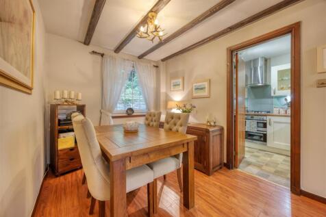 6_BROOMHILL_FARM_MEWS_KIRKINTILLOCH_007.JPEG