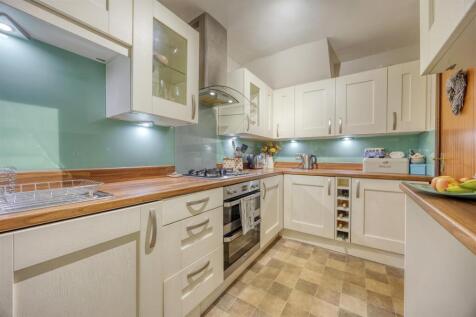 6_BROOMHILL_FARM_MEWS_KIRKINTILLOCH_010.JPEG