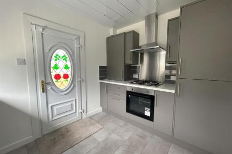KITCHEN 1 ALTO.jpeg