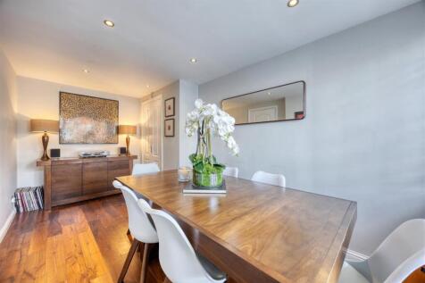 35_WAVERLEY_PARK_KIRKINTILLOCH_014.JPEG