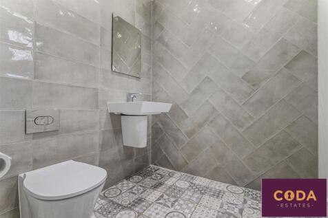 DOWNSTAIRS FAMILY WC.jpg