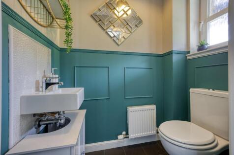 48_CASTLE_CIRCLE_LENNOXTOWN_014.jpg