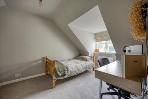 48_CASTLE_CIRCLE_LENNOXTOWN_033.jpg