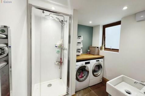 Downstairs Shower Room/Utility 