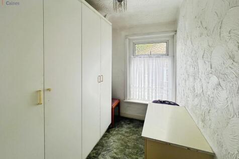 Bedroom 5 / Home Office