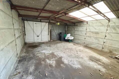 Double Garage