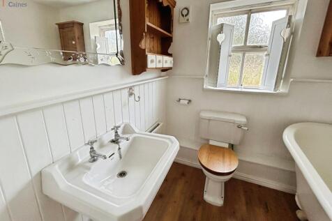 Family bathroom