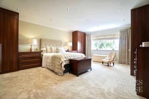 Principal bedroom