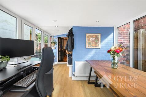Garden room