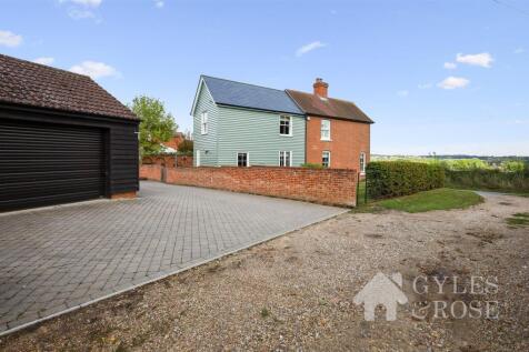 Garage/Driveway