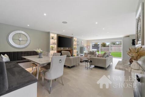 Kitchen/Dining/Living Room