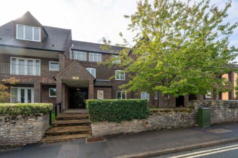 Flat 52, Blenheim Court-09111