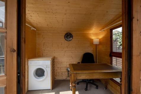 Outbuilding 