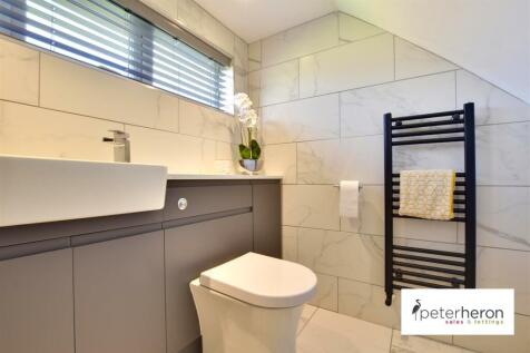 Cloakroom/WC