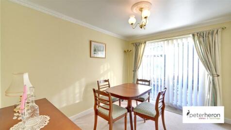 Bedroom 3/Dining Room