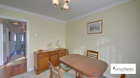 Bedroom 3/Dining Room