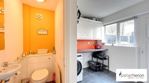 Cloakroom/WC