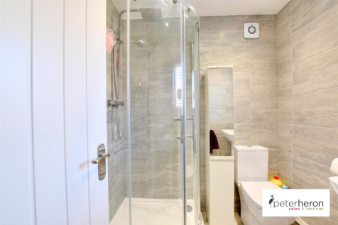 En Suite Shower Room