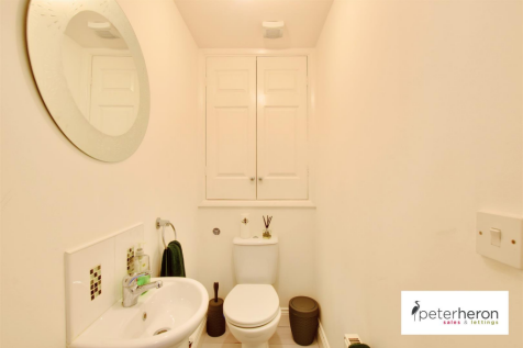 Cloakroom/WC