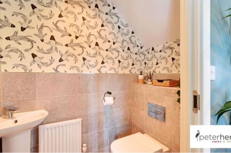 Cloakroom/WC