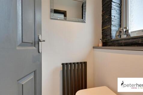 Cloakroom/WC